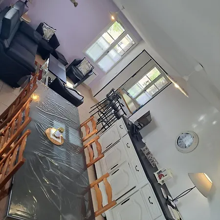 Holiday home Lilas De